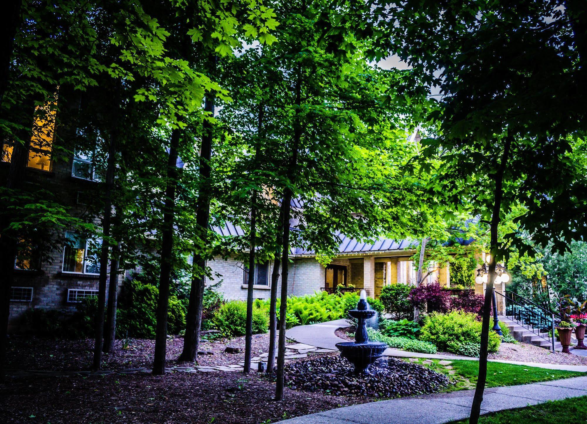 Elm Hurst Inn & Spa Ingersoll Exteriér fotografie
